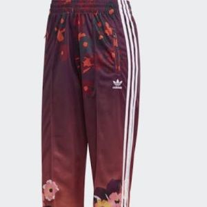 adidas Trackpants!